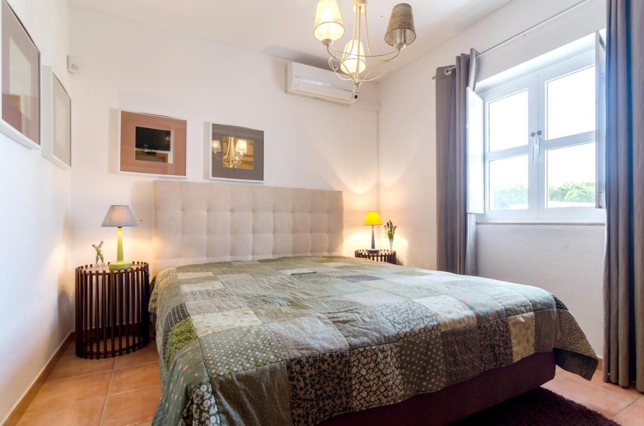 Charming House In Vilamoura With Shared Pool ภายนอก รูปภาพ