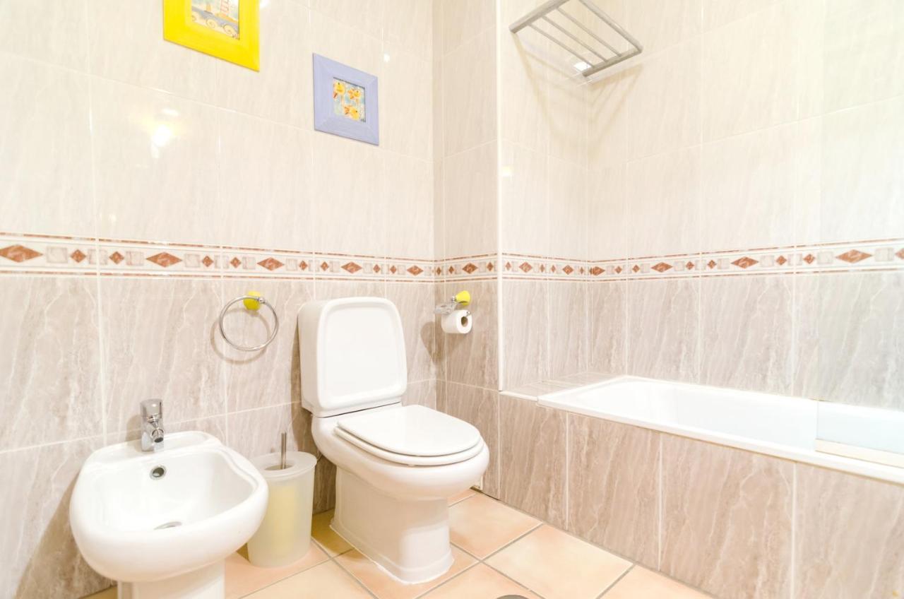 Charming House In Vilamoura With Shared Pool ภายนอก รูปภาพ