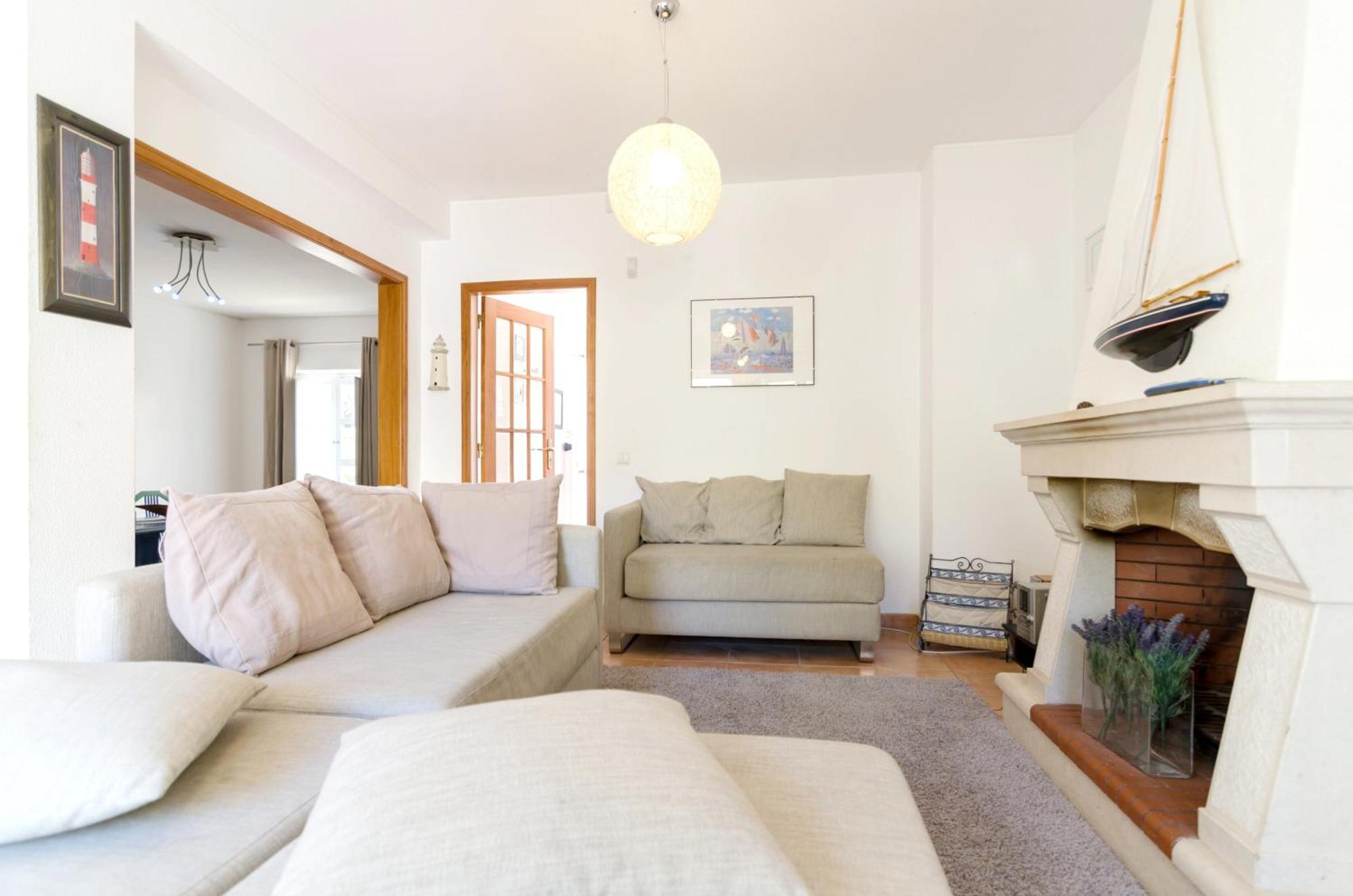 Charming House In Vilamoura With Shared Pool ภายนอก รูปภาพ